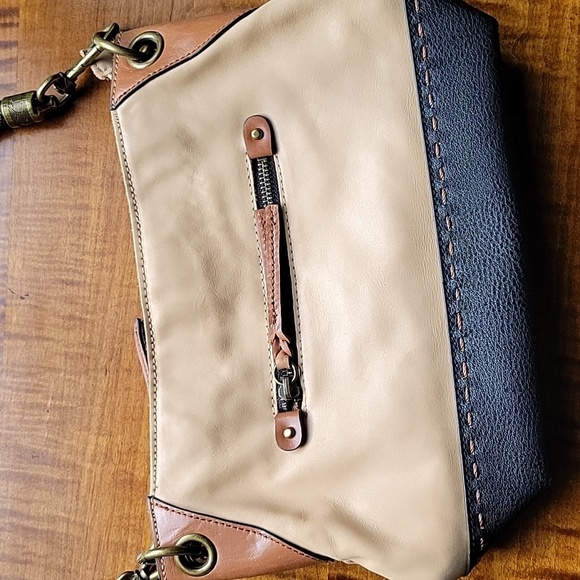 The Sak Indio color block Tan and Black Shoulder Bag - Picture 2 of 10